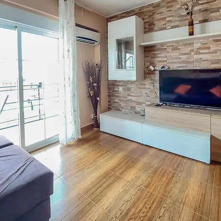 Apartamento Amazing In With Kitchenette